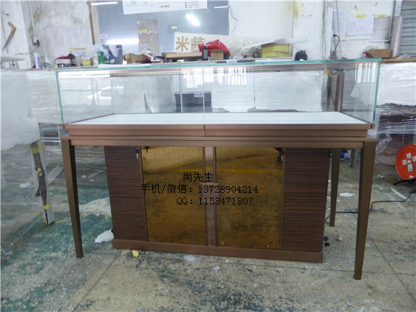 玉器珠寶展示柜.jpg