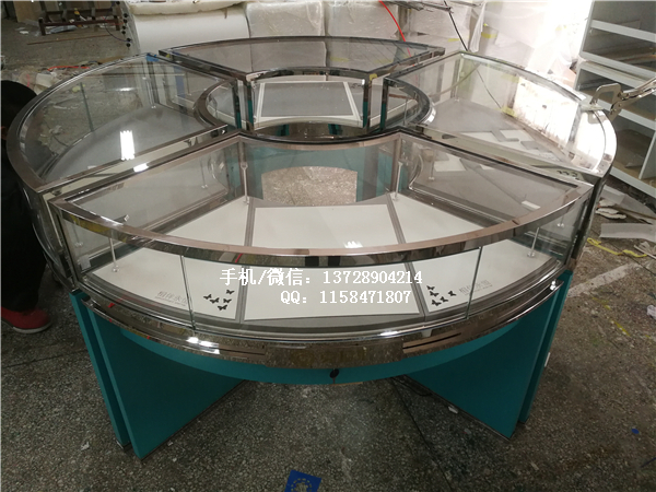 不銹鋼珠寶展示柜.jpg