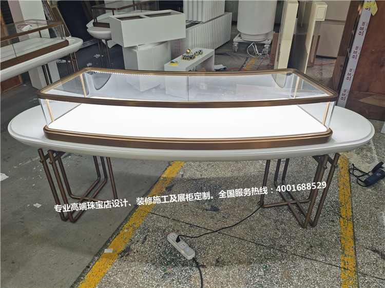 高端珠寶展示柜.jpg